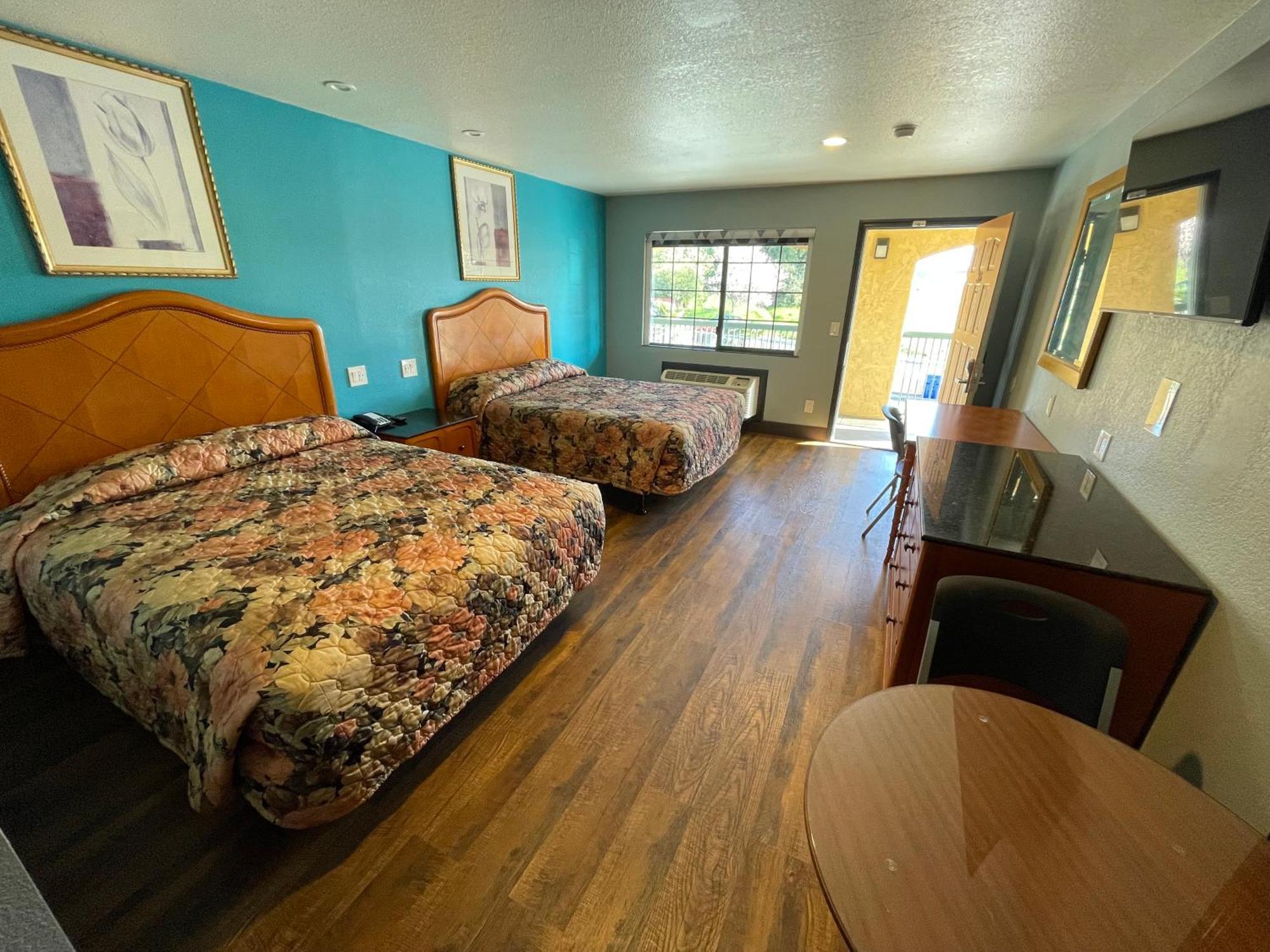 Travelers Inn Castro Valley Esterno foto
